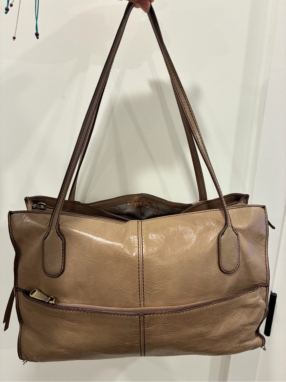 HOBO Fryar 100% Taupe Leather Tote with Dark Trim classy boho career fall preppy